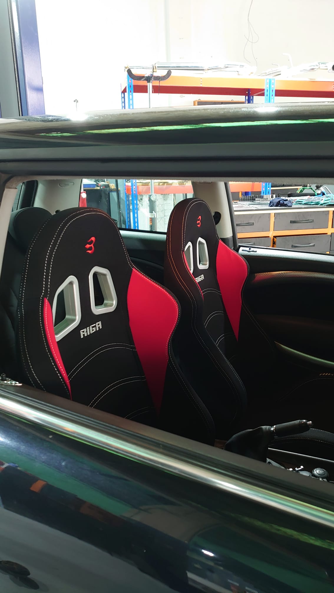 MINI Cooper S R56/R57/R58 R56/R57/R58 RIGA Reclining Seat Package 06-13