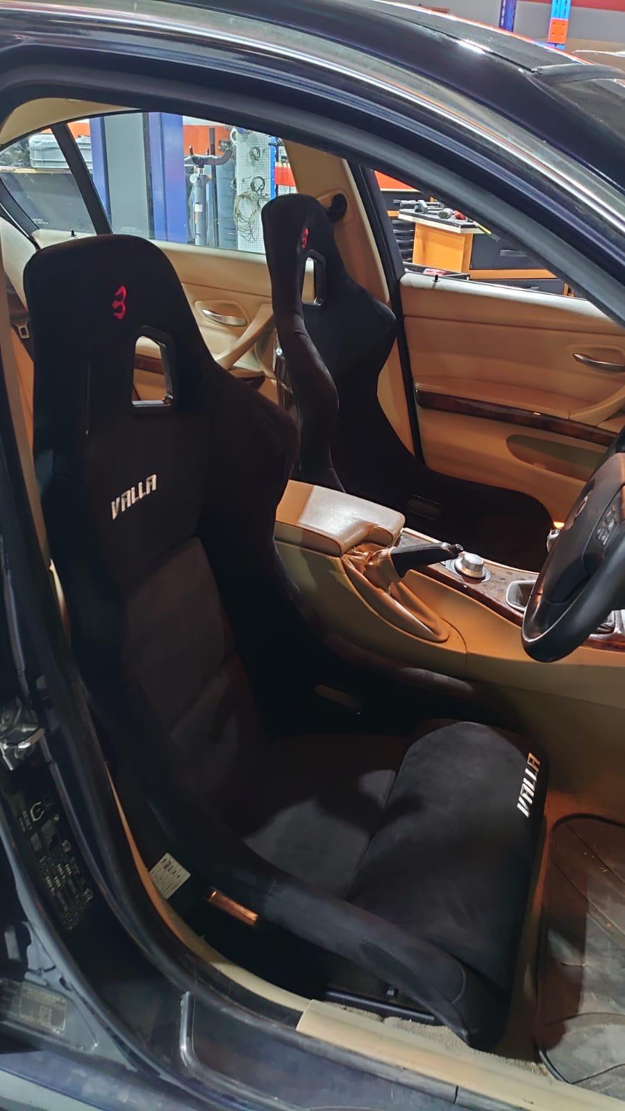 BMW 3-Series 320i/325i/330i E9* VALLA Bucket Seat Package 05-13